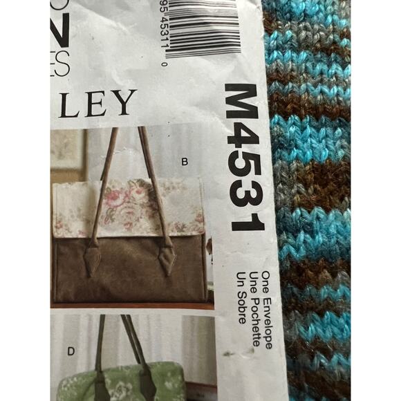 McCalls pattern 4531 Laura Ashley business laptop bags totes messenger bag - Picture 2 of 5